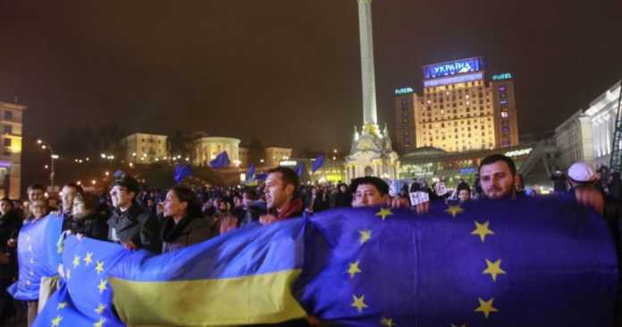 В мережі оприлюднили інформацію що в ДБР є справа про визнання Майдану «державним переворотом»
